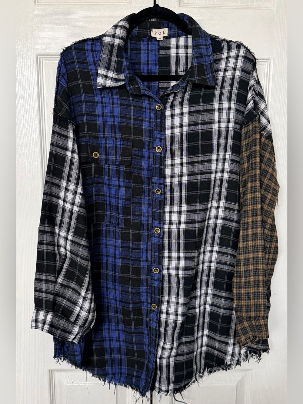 POL Mixed Plaid Button-Down Shirt in Blue/Black/White/Tan Sz Medium